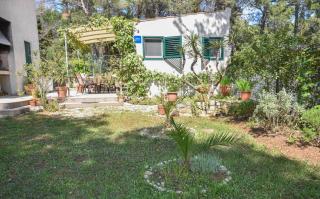 Apartment Ivan - Veli Rat - 4