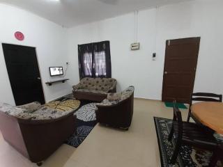 AMZ HOMESTAY KAMPUNG GONG KIAT, KUALA TERENGGANU - Kuala Terengganu - 1