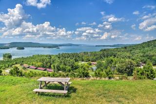 Guntersville Cabin Nestled in Kudzu Cove Resort - Guntersville - 9