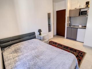 Studio Carré d'Or. 2 mins from the Croisette. 143 - 1