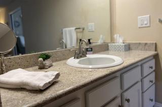 Newly Listed! 20 Percent Off! Golf and Tennis Community Retreat - Wesley Chapel - 0