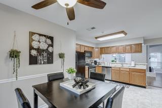 Pool & Spa! Whimsical Heart of The Woodlands - Spring - 5