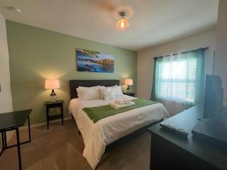 Super Comfy and Spacious 3 Bedroom 10 minutes from Disney, with major shopping 4 minutes away - Kissimmee - 8