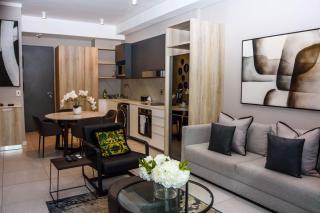 The Menlyn Main Residents Trilogy - Pretoria - 7