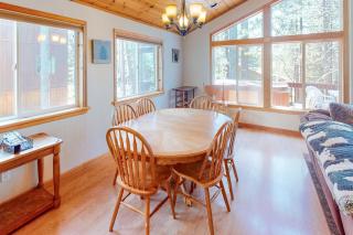 Falcon Point Manor - Truckee - 5