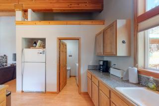 Falcon Point Manor - Truckee - 1