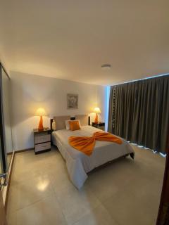 Portal del Norte/ 8A - 7