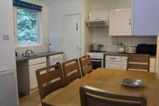 2 Bedroom Flat in Luton City Centre - 4