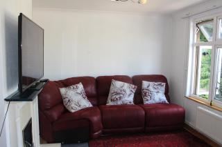 2 Bedroom Flat in Luton City Centre - 8