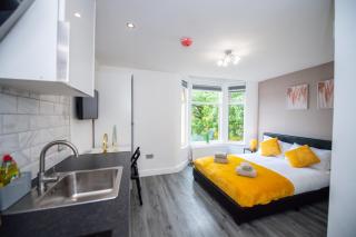 Five Seasons Liverpool City - Modern Studios near Anfield - Liverpool - 4