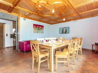 Great group holiday home - Neukirchen am Großvenediger - 8
