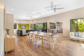 Mudjimba Escape-pet friendly, luxury villa w/ pool - Mudjimba - 9