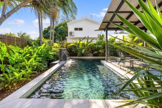 Mudjimba Escape-pet friendly, luxury villa w/ pool - 1