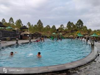 Batur Water Park Villa - Bangli - 1