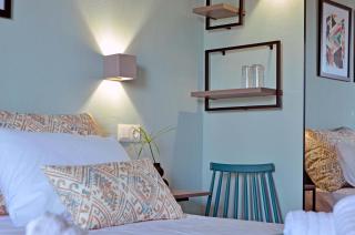 Joya Ofrynio Stylish Suites - 9