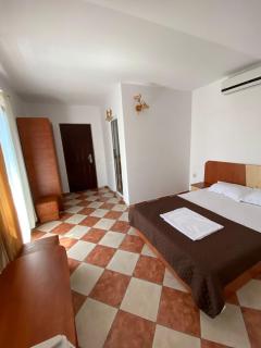 Camere de inchiriat" CASA PRINTESA" - 6