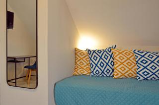 Joya Ofrynio Stylish Suites - 1
