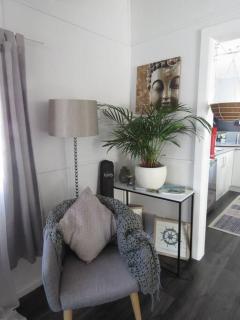 Coastal Vibes - Walk to beach, Marina, Cafes and Pubs - Shellharbour - 6