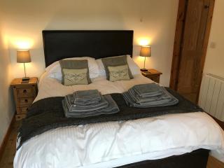 The Stables and Granary at Shawbroom Farm - Cheswardine - 9
