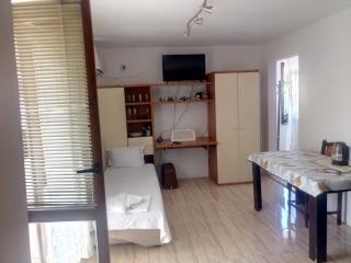 Farlalievi Guest House - Sosopol - 3