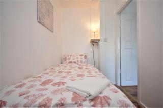 London Zone 2 Two Bedroom Apartment - London - 2