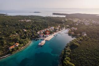 Apartments by the sea Molat - 18433 - Molat - 0