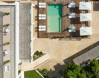 Mercury Beach Hotel - 2