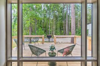 2 Mi to MSU Chic Tiny Home Retreat! - Starkville - 9