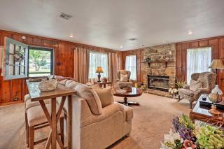 Pool and Outdoor Kitchen Grand Lake Getaway! - Grove - 4