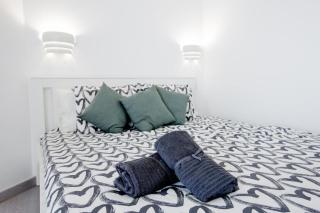 Holiday Studio With A View - 9