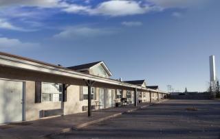 Bow River Inn - Cochrane - 4