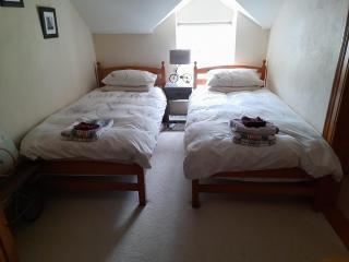 Berwick Hall Cottage - Moira - 6