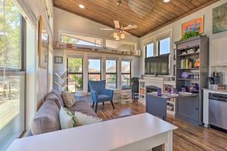 Upscale Tiny Home - Boho-Chic Austin Getaway! - 4
