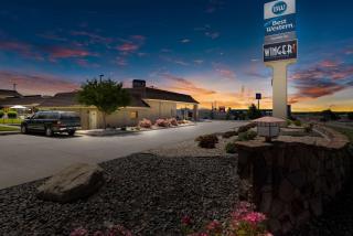 Best Western Foothills Inn - Mountain Home - 0