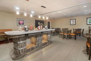 Best Western Suites near Opryland - Nashville - 4