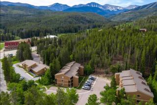 Rustic Relaxation in Winter Park - 9