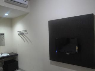 RedDoorz At Hotel Gajah Mada Palu - Palu - 9