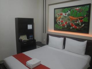 RedDoorz At Hotel Gajah Mada Palu - Palu - 7