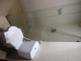 RedDoorz At Hotel Gajah Mada Palu - Palu - 5