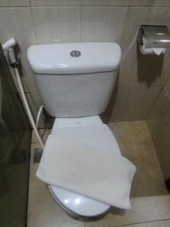 RedDoorz At Hotel Gajah Mada Palu - Palu - 4