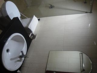 RedDoorz At Hotel Gajah Mada Palu - Palu - 3