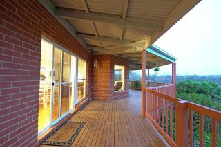 Heathcote Holiday Farmstay 5-BRM Villa with Pool BBQ - 4
