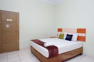 Urbanview Hotel Platinum Parepare - 8