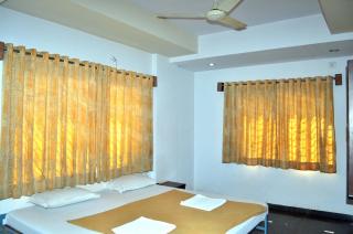 Hotel Sai Kamal - Shirdi - 2