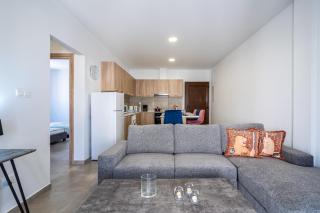 Blueberry 2-Bedroom Apartment in Larnaca - 9