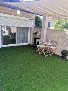 Modern guest house - Fos-sur-Mer - 0