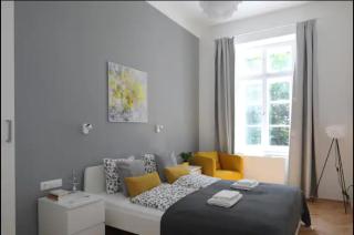 3bdr-2bath-3Ac design apt, central, secured parking, quiet - Budapest - 9