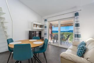Gallery apartment in Skrbcici (Krk) - Skrbčići - 0