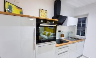 'The Yellow' Condo - Berat - 4