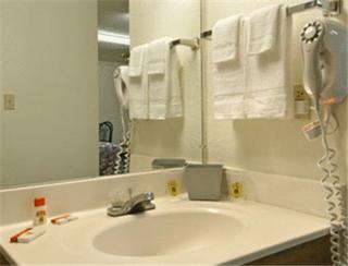 Super 8 by Wyndham Terre Haute - Terre Haute - 9